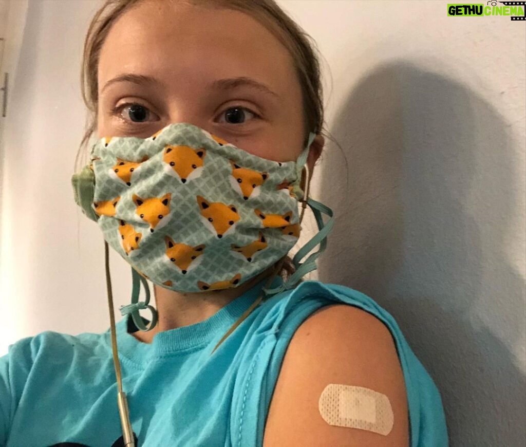 Greta Thunberg Instagram - Today I got my first COVID-19 vaccination dose. I am extremely grateful and privileged to be able to live in a part of the world where I can already get vaccinated. The vaccine distribution around the world is extremely unequal. According to New York Times; “84 percent of shots that have gone into arms worldwide have been administered in high- and upper-middle-income countries. Only 0.3 percent of doses have been administered in low-income countries.” No one is safe until everyone is safe. But when you get offered a vaccine, don’t hesitate. It saves lives. #VaccineEquity Skärholmen Centrum