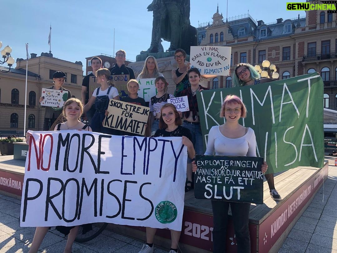 Greta Thunberg Instagram - School strike week 153. Today I’m joining the climate strike in Sundsvall. Even though it’s summer holiday we keep on protesting on Fridays. @fridaysforfuturesundsvall #MindTheGap #climatestrikeonline #fridaysforfuture #FaceTheClimateEmergency