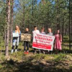 Greta Thunberg Instagram – School strike week 151. This Friday we are in a tree plantation in Sápmi, in Northern Europe. This used to be a forest, but after it was cut down forest companies have planted an invasive tree species that grows quicker than the local ones. Cutting down forests – at a time when we need to maximise every possible carbon sink – is not only disastrous for the climate, but also for biodiversity. Not to mention the local indigenous Sami reindeer herders who have lived here and cared for this land for thousands of years. When humans now change and destroy the landscape, they also completely alter the living conditions for the local wildlife, as well as for the reindeer and humans living there. It is not just the forests and carbon sinks that are being eliminated, but also the history, future and traditions of the Sami people.
Forests are not renewable, whatever the industries may say. Trees are renewable, but not forests. In a short term we only switch from one source of carbon to another when we burn biomass. Since we don’t have the time it takes for the clear cut to compensate for the carbon debt (to stay below 1,5°C of global heating) it should not be considered “climate neutral”.
Amid the climate crisis and more frequent and intense extreme weather events (such as heatwaves, floods and wildfires) – these plantations also exacerbate their effects, increasing the devastation and suffering of people and wildlife.
The indigenous Sami people have been historically systematically oppressed, and still are so today. Indigenous peoples make up 5% of the world’s population, but take care of 80% of the remaining healthy ecosystems. They are almost always on the frontline of the climate- and ecological crisis, but they are also leading the resistance. We have to listen to the guardians of the land and value their traditional knowledge to get out of this global crisis. The exploitation of nature, land and people needs to stop.
#schoolstrike4climate 
#climatestrike
#fridaysforfuture #IndigenousRights #StopFakeRenewables