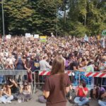 Greta Thunberg Instagram - Yesterday we were over 50 000 people who joined the climate strike in Milan! #FridaysForFuture #ClimateStrike #UprootTheSystem Milan, Italy