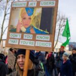 Greta Thunberg Instagram - This Saturday we were over 1000 people who blocked and disrupted the Farnborough airport - one of the busiest private jet airports in Europe - to protest against their planned expansion and against private jets. This airport has an average of 2,5 passengers per plane, and 40% of their flights fly empty. The fact that using private jets is both legally and socially allowed today in an escalating climate emergency is completely detached from reality. There are few examples that as clearly show how the rich elite is sacrificing present and future living conditions on this planet so that they can maintain their extreme and violent lifestyles. #BanPrivateJets #StopAirportExpansion #ClimateJusticeNow #MakePollutersPay 📸: Crispin Hughes Farnborough Airport