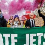 Greta Thunberg Instagram - This Saturday we were over 1000 people who blocked and disrupted the Farnborough airport - one of the busiest private jet airports in Europe - to protest against their planned expansion and against private jets. This airport has an average of 2,5 passengers per plane, and 40% of their flights fly empty. The fact that using private jets is both legally and socially allowed today in an escalating climate emergency is completely detached from reality. There are few examples that as clearly show how the rich elite is sacrificing present and future living conditions on this planet so that they can maintain their extreme and violent lifestyles. #BanPrivateJets #StopAirportExpansion #ClimateJusticeNow #MakePollutersPay 📸: Crispin Hughes Farnborough Airport