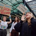Greta Thunberg Instagram - Week 258. Today I joined climate activists from @stopcambo to demand the UK and Norway to #StopRosebank. If approved, extracted and burned, this one oil field would produce more CO2 than 28 countries in the Global South do in a year. Global leaders have been told time and time again that we can't have any more new oil and gas if we want to limit global warming to 1,5°C. Yet the UK and Norwegian state-owned oil giant @equinor want to push through this disaster. @Equinor made record-breaking profits last year by causing record-breaking temperatures across the world. And it would get billions in tax breaks to open this disastrous field. Even though it would do nothing to lower energy bills or energy security. For a safe climate and affordable energy, rich countries like the UK must stop expanding oil and gas production. The first step is to #StopRosebank. You can help. Go to @stopcambo to find out more and get involved in the campaign. 📸: @protests_photos London, United Kingdom