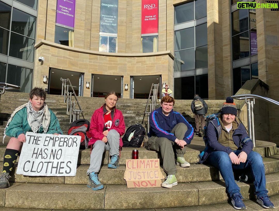 Greta Thunberg Instagram - Week 287. #FridaysForFuture #ClimateStrike #ClimateJusticeNow Glasgow, Scotland