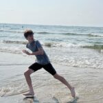 Griffin Wallace Henkel Instagram - #beach day #galveston #texas #teen #actor #frisbee