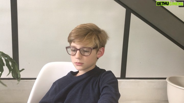 Griffin Wallace Henkel Instagram - 2018 #audition on location in #Mexico City. #tired and loopy ✔️ #mom’s glasses ✔️ #construction on site ✔️