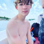 Griffin Wallace Henkel Instagram - #cozumel #springbreak #fun #onthewater #mexico #tourist #snorkeling