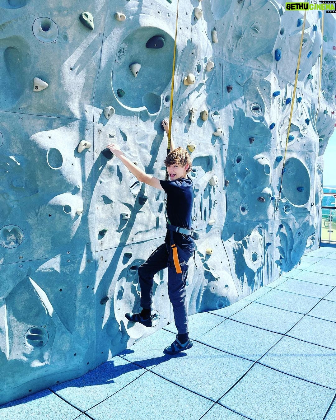 Griffin Wallace Henkel Instagram - #rockwall