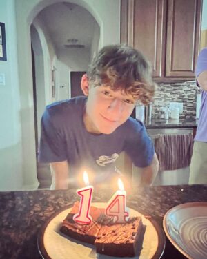 Griffin Wallace Henkel Instagram - When #brownies are #forever

#birthday #night #chill #goodnight