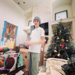 Griffin Wallace Henkel Instagram – #christmas morning