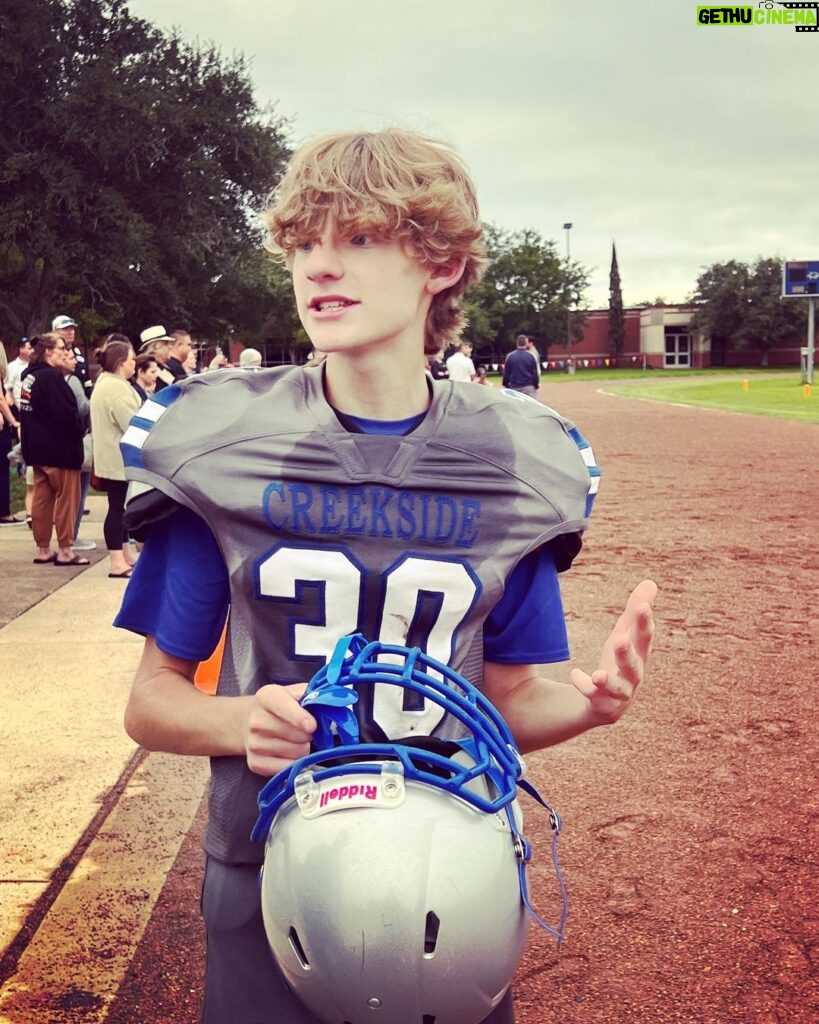 Griffin Wallace Henkel Instagram - #middle linebacker 12 #tackles #found #bliss #football