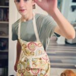 Griffin Wallace Henkel Instagram - #working it out. #teen #teenactor #grateful #actor #sagaftramember #sagaftrastrong #chores