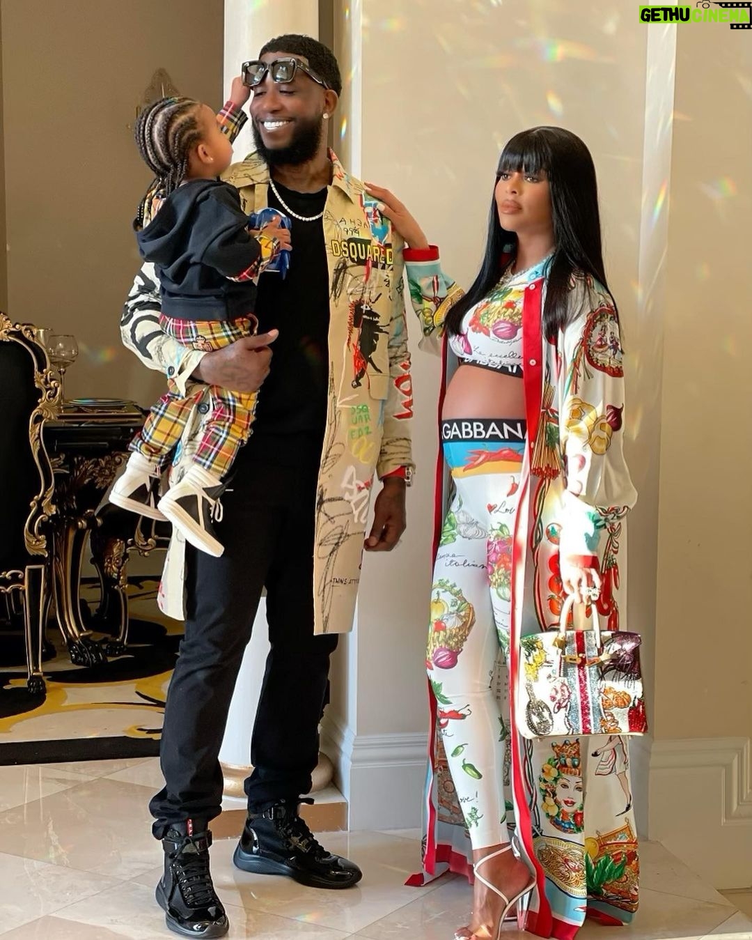 Gucci Mane - 484.6K Likes - Happy Birthday to my beautiful wife @keyshiakaoir I love you MrsDavis you are truly the best thing ever happened to me I hope you enjoy your day and thank you for being the best wife and mom ever love you 4ever ❤️❤️