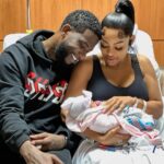 Gucci Mane Instagram - Im so thankful that my baby girl is here and she so pretty and healthy 2/8/23 7lbs 2oz ICELAND DAVIS ❤️❤️ #Daddyprincess 👑