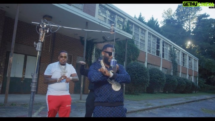 Gucci Mane Instagram - Well damn! Gucci Flow Ft @1finesse2tymes video out now link in bio let’s go 🥶🥶