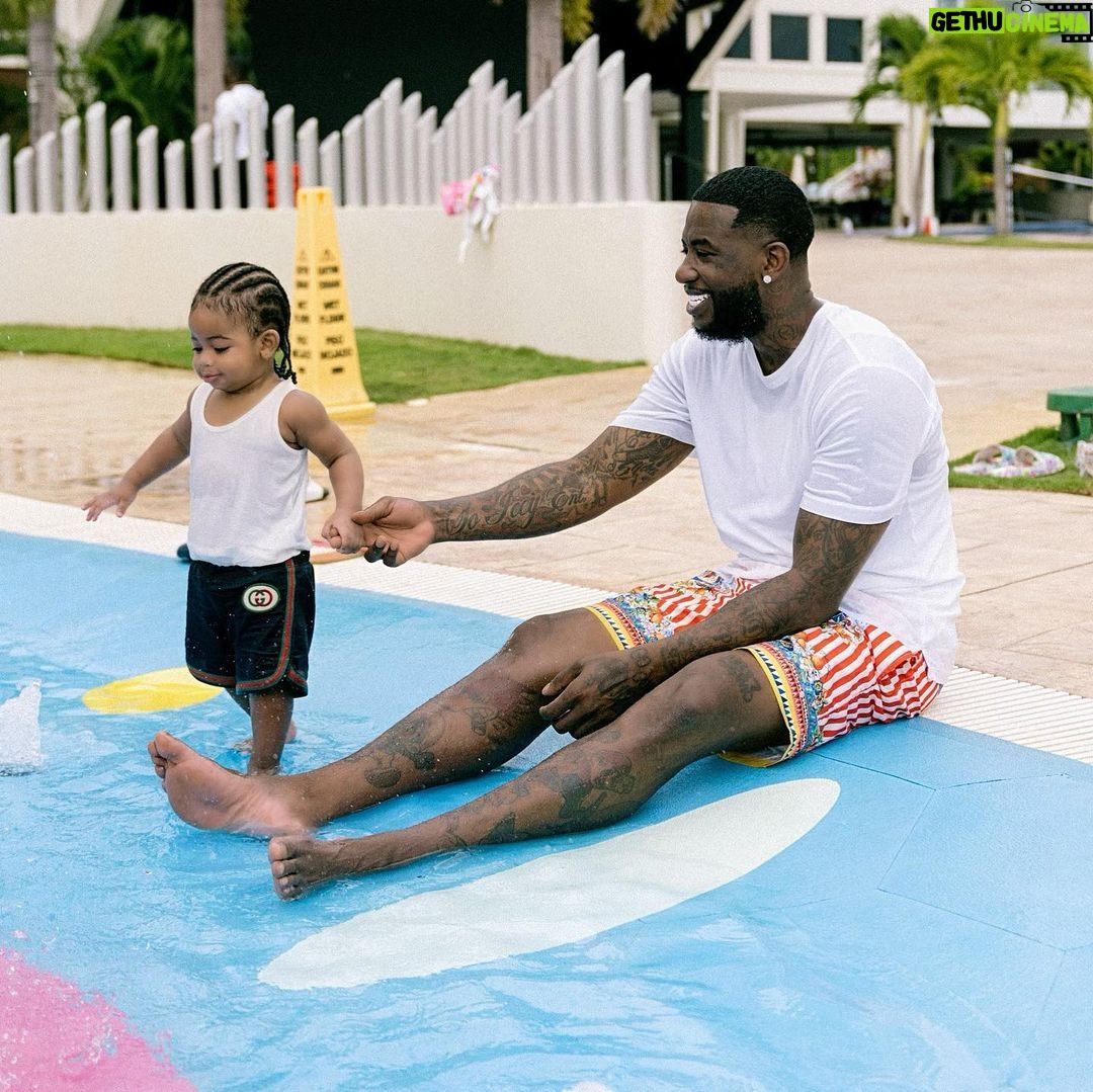 Gucci Mane - 222.8K Likes - Ice getting so big Dada so proud @icedavis1017 🥶