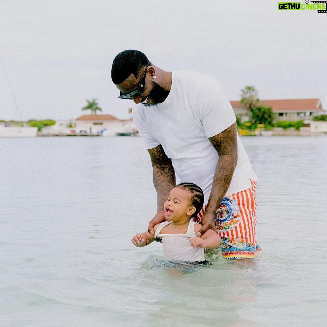 Gucci Mane - 222.8K Likes - Ice getting so big Dada so proud @icedavis1017 🥶