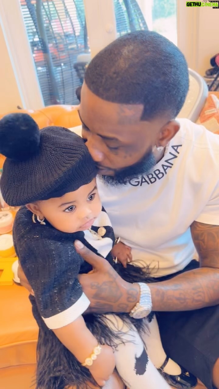 Gucci Mane Instagram - Daddy’s Lil Girl ❤️❤️ Iceland Davis😘😘