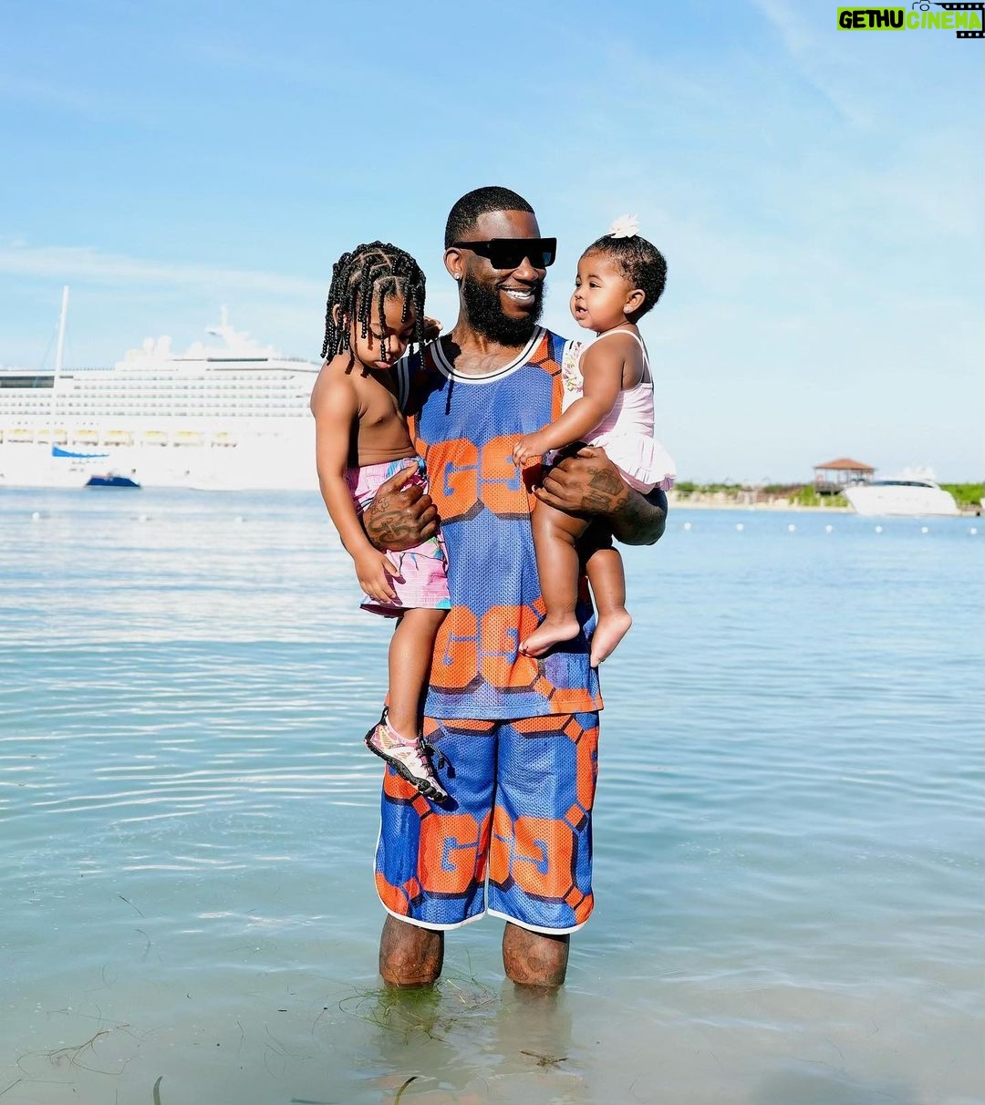 Gucci Mane Instagram - The prince and the princess 👑 👑❤️❤️ #Ice #Iceland Jamaica