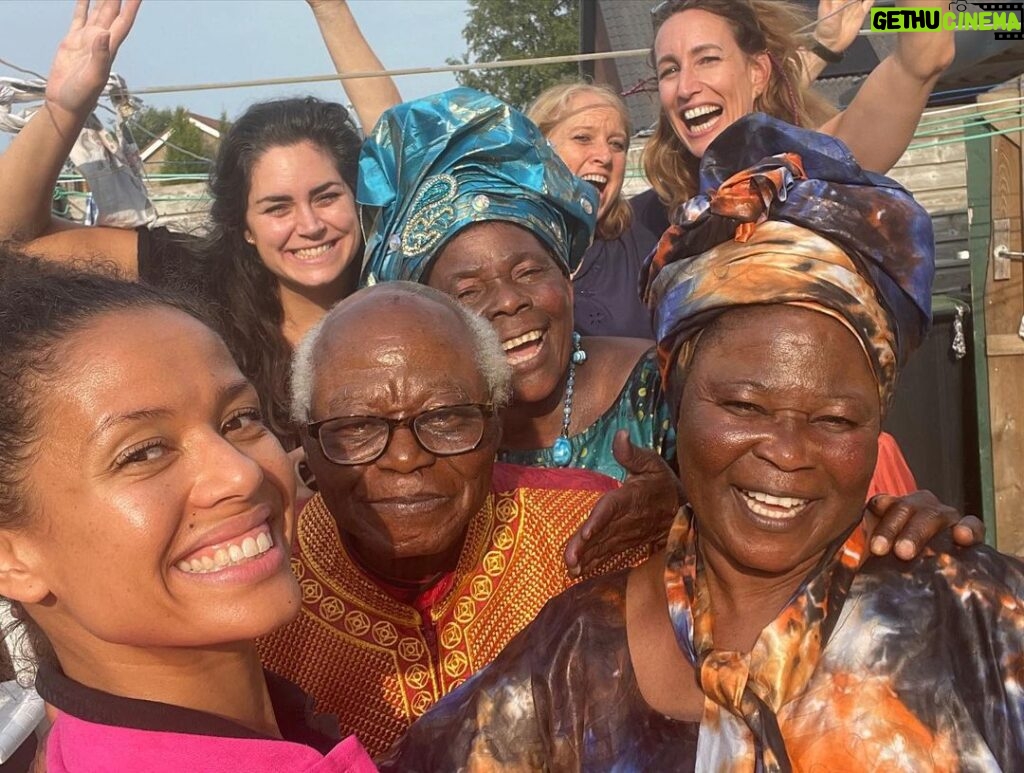 Gugu Mbatha-Raw Instagram - Women of Substance, We Move Forward!! 💗💗💗 My new mantra from the joyful and resilient Françoise. “Seeing Françoise again is an emotional moment for us both. So much has happened in the last three years and I am overwhelmed, my heart is full – there is so much to process.” See link in bio to read her incredible story @britishvogue The Netherlands