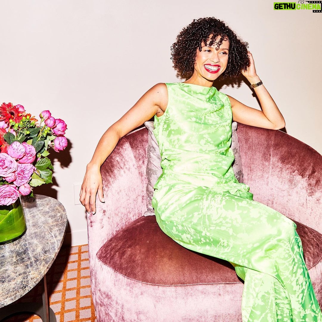 Gugu Mbatha-Raw Instagram - “There is power in being behind the scenes, in learning how decisions are made, how to navigate those rooms, those conversations.” “When I came out of drama school, I didn’t even know what a producer did. But spending time in America, and doing projects like ‘The Morning Show’ with Reese Witherspoon’s production company, in the wake of #MeToo and Time’s Up, really made me think about having a voice in how these stories get put together.” Thank you @nytimes for the thoughtful conversation. Read full article in link in bio. 🍏 Photos @amylombard Clothes @christopherjohnrogers @leithclark Hair @naivashaintl Makeup @makeupvincent #Surface premieres tomorrow! @appletvplus @hellosunshine ☀️🌊 Central Park South