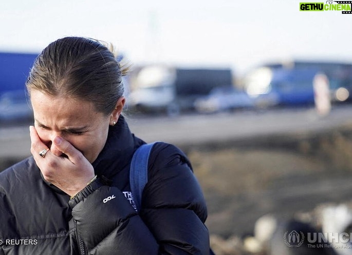 Gugu Mbatha-Raw Instagram - I am proud to stand with UNHCR and their life-saving work in Ukraine. π UNHCR (@Refugees) staff remain in Ukraine, staying and delivering. Fighting has already forced people to flee their homes and families are in urgent need of shelter and emergency aid. Please donate now by heading to the link in my bio. #Ukraine #Refugees #UNHCR
