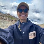 Gugu Mbatha-Raw Instagram - Remember… The Sun’s still shining on the other side of the clouds… ☀️🧘🏽‍♀️ Thank you Whistler for the beautiful perspective 🇨🇦 #awe #clouds Whistler Blackcomb