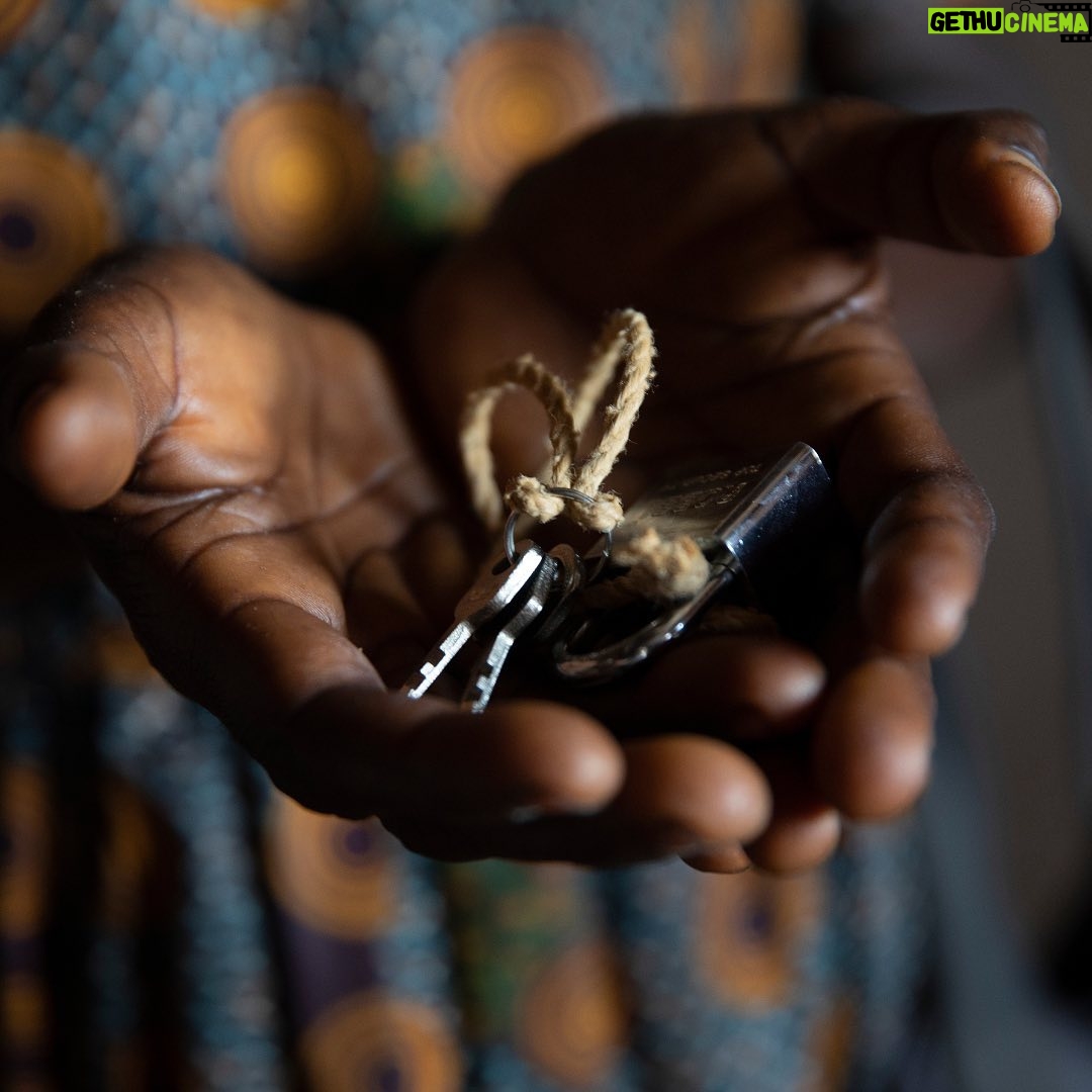 Gugu Mbatha-Raw Instagram - I’ll never forget the pure joy on Veronique’s face when she finally got the keys to her own home. I met Veronique when I travelled to the DR Congo with @Refugees. She had just been allocated a sturdy shelter in a transitional displacement site near Kananga in the province of Kasai-Central. Housing is one of the many ways to give displaced people like her hope away from home, and a chance to start rebuilding their lives. This #WorldRefugeeDay, my heart is with Veronique and the many displaced women I spoke to in DRC looking to the future. ❤️ © UNHCR/Caroline Irby Democratic Republic of the Congo