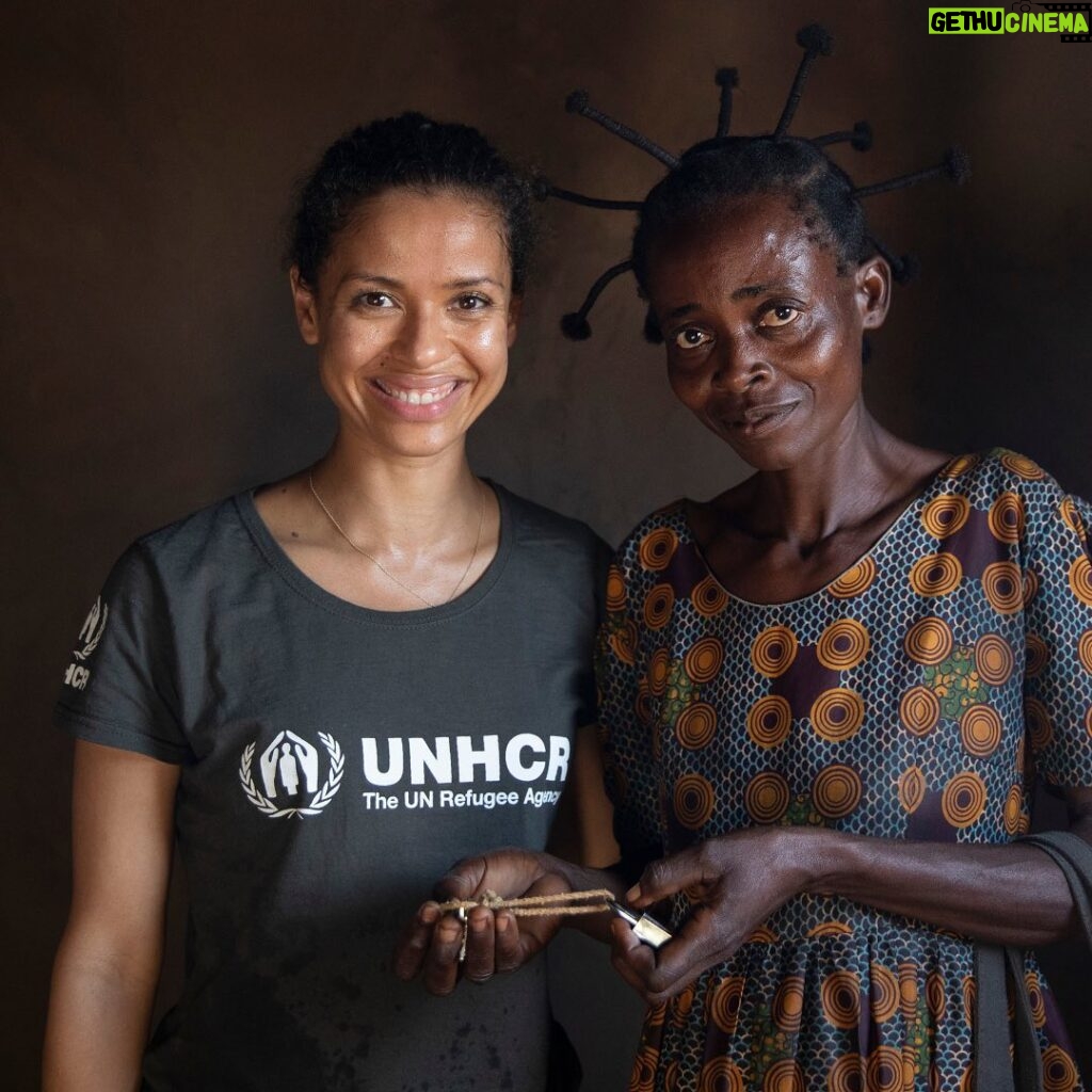 Gugu Mbatha-Raw Instagram - I’ll never forget the pure joy on Veronique’s face when she finally got the keys to her own home. I met Veronique when I travelled to the DR Congo with @Refugees. She had just been allocated a sturdy shelter in a transitional displacement site near Kananga in the province of Kasai-Central. Housing is one of the many ways to give displaced people like her hope away from home, and a chance to start rebuilding their lives. This #WorldRefugeeDay, my heart is with Veronique and the many displaced women I spoke to in DRC looking to the future. ❤ © UNHCR/Caroline Irby Democratic Republic of the Congo