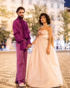 Guilherme Moura Instagram - O look só está completo agora.. 🪐💜 📸 @itwasfiti