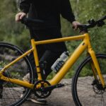 Guillaume St-Amand Instagram - Quand j’étais plus jeune, partir à vélo était ma façon de prendre une pause, m’évader quelques instants. Il n’y a rien de plus méditatif que de respirer le grand air et pédaler pendant des heures. Presque 10 ans sans en faire, j’ai renoué avec ce plaisir de rouler grâce à @momemtumbiking – le Voya E+ est un vélo parfait autant pour se promener en ville que pour mes sorties plein air. • • When I was younger, going on a bike ride was my favourite way to take a break, escape for a few moments. There is nothing more meditative than breathing the fresh air and pedaling for hours. Almost 10 years without riding, I reconnected with this pleasure of riding thanks to @momemtumbiking – the Voya E+ is a perfect bike for riding around town and in nature. Sainte-Adèle, Quebec
