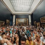 Guillaume St-Amand Instagram - Le Louvre, les gens, moi et mon iPhone. #shotoniphone #louvremuseum #paris #explorefrance #france #streetphotography #apple