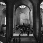 Guillaume St-Amand Instagram - Le Louvre, les gens, moi et mon iPhone. #shotoniphone #louvremuseum #paris #explorefrance #france #streetphotography #apple