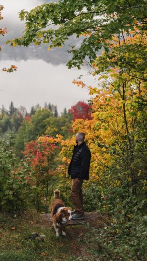 Guillaume St-Amand Instagram - Mission sunrise. J’ai pu testé les chaussures Facet 75 Alpha @columbiasportswear_ca . Ultraléger, confortable, imperméables, durables, bref, je leur donne un gros 10/10!​
#ColumbiaCanada #ad​
.​
.​
.​
Sunrise mission. I was able to test the Facet 75 Alpha hiking shoes from @columbiasportswear_ca. Ultralight, comfortable, waterproof, durable, in short, I give them a big 10/10!​