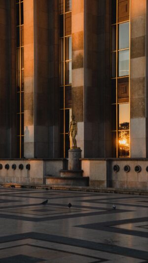 Guillaume St-Amand Instagram - 📍Sunrise spot in Paris - L’esplanade de Trocadéro

#paris #trocadero #toureiffel