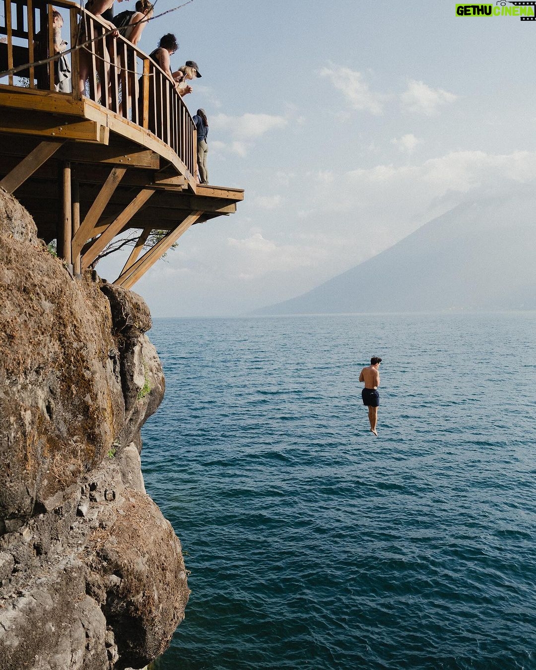 Guillaume St-Amand Instagram - A week in Guatemala that changed my life. Thank you @doshayogacommunity ⚡️