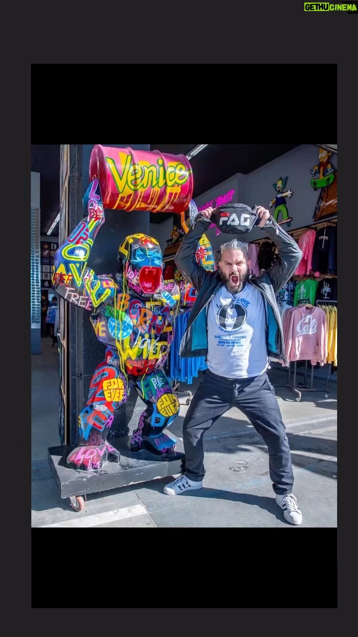 Guillermo Díaz Instagram - .ɘbiɿq ʏqqɒʜ 🏳️🌈🩻