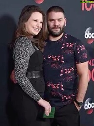 Guillermo Díaz Instagram - BRAND SPANKIN, NEW episode! of A Scandal re-watch Podcast!🎙🧰 LINK IN MY BIO. #UnPackingTheToolbox