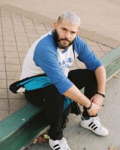 Guillermo Díaz Instagram - 𝚜𝚞𝚙 𝚐𝚞𝚢𝚜?! 𝚗𝚎𝚠 𝚎𝚙𝚒𝚜𝚘𝚍𝚎 𝚘𝚏: 𝚃𝚑𝚎 𝚂𝚌𝚊𝚗𝚍𝚊𝚕 𝚛𝚎-𝚠𝚊𝚝𝚌𝚑 𝙿𝚘𝚍𝚌𝚊𝚜𝚝 𝚍𝚛𝚘𝚙𝚙𝚎𝚍 𝚝𝚘𝚍𝚊𝚢!..𝚕𝚒𝚗𝚔 𝚒𝚗 𝚖𝚢 𝚋𝚒𝚘. 📷𝚋𝚢: @cmyers1105 #𝚄𝚗𝚙𝚊𝚌𝚔𝚒𝚗𝚐𝚃𝚑𝚎𝚃𝚘𝚘𝚕𝚋𝚘𝚡 🧰🎙