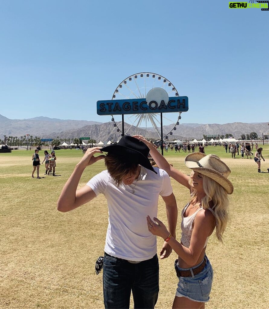 Gus De St. Jeor Instagram - Stagecoach Day 1 in the books 🎡