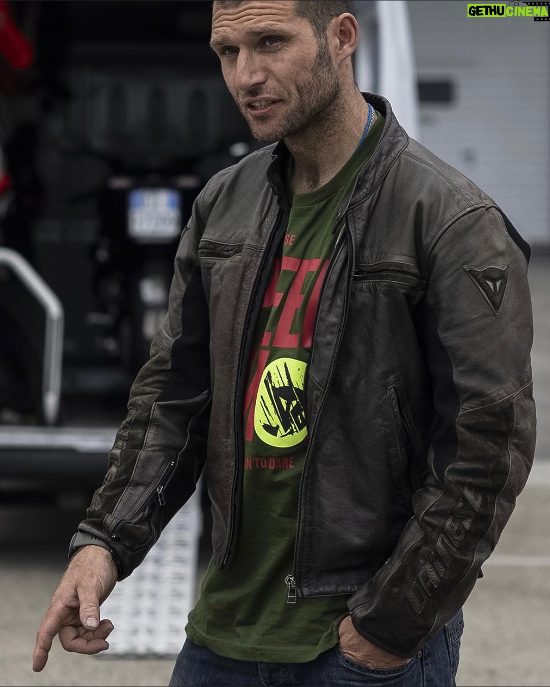 Guy Martin Instagram - We had the privilege to spend 3 days with the legendary @guymartinofficial. TT racer, recordman, biker, TV presenter, the greatest technology and mechanical enthusiast in the world. We rode together from Vicenza to Misano, then all the way to Mugello where we attended the @motogp #ItalianGP, surrounded by the true love of the people that wanted to meet and greet him. Guy is an authentic road rider, a hungry competitor, a meticulous engine mathematician. He’s a superb human being, always attentive to others, keen to share and ready to help. But most of all, he is speed. He has the real Speed Demon inside.🔻 GRAZIE GUY! As you said, simply the best days. See you on the road.☠️🚀 #dainese @hondamotoitalia