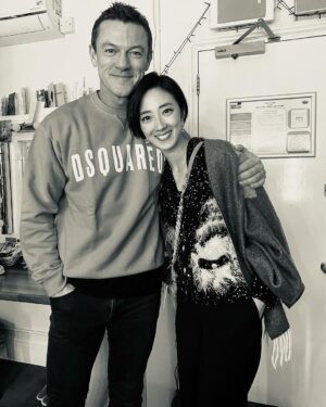 Gwei Lun-mei Instagram - It was so nice to see you @thereallukeevans in London !!!
I enjoyed the play 《Backstairs Billy》so much! What a wonderful experience in Duke of York’s Theater！

Go check the ticket , you can’t miss it !!!
