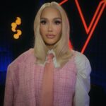 Gwen Stefani Instagram - 🩷✨🤍 m/u: @ernestocasillas + @gxvebeauty hair: @hair_sulon nails: @eriishizu full look: @GCDSwear styling: @robzangardi + @marielhaenn