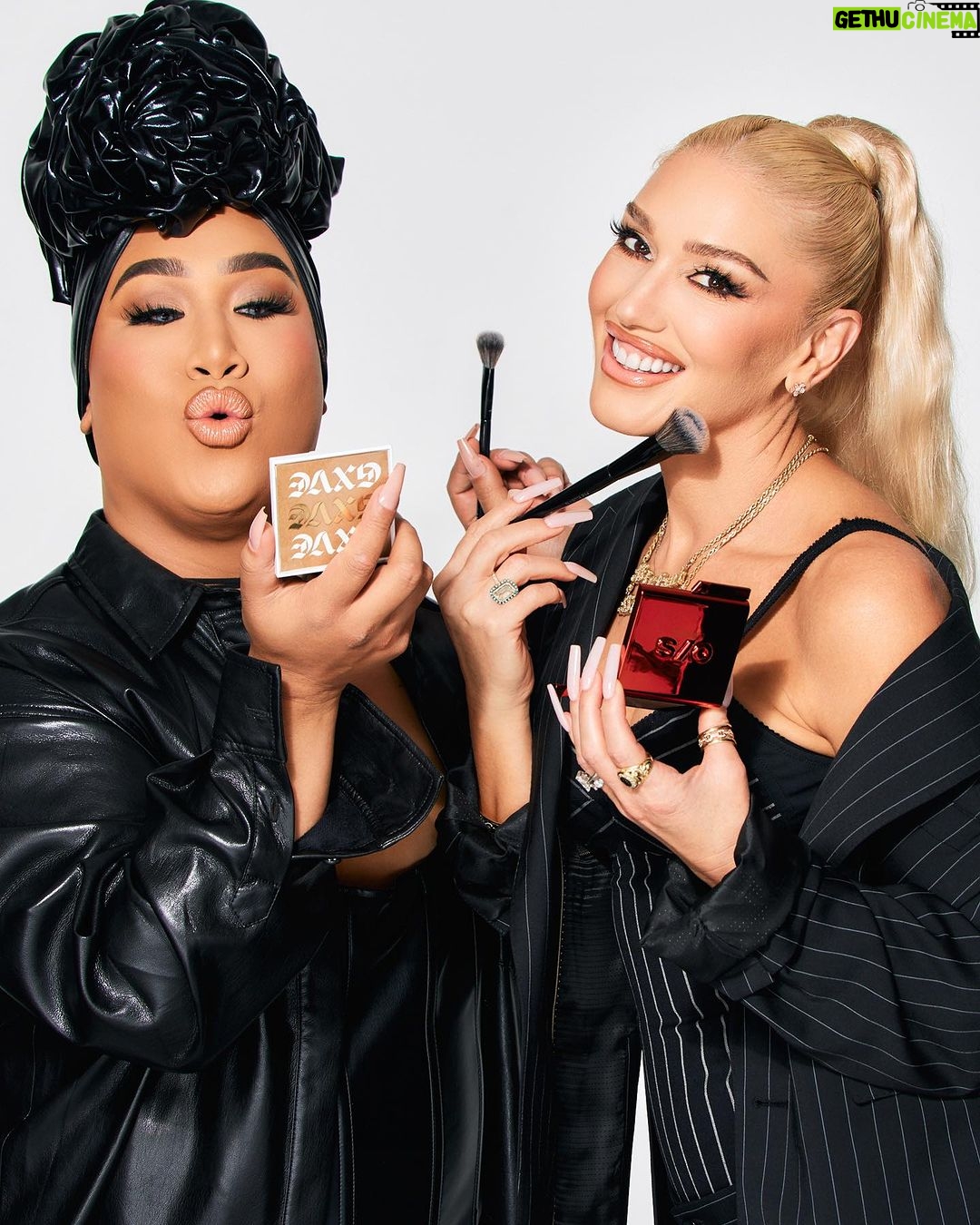 Gwen Stefani Instagram - 😭Doing @gwenstefani makeup is BANANAS! 🍌😭 Love you girl! Watch it on my YouTube channel NOW!