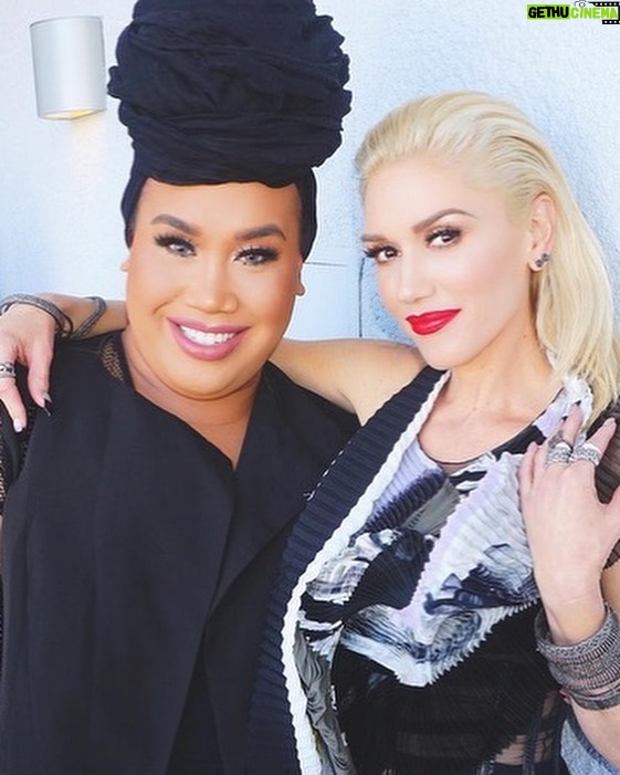 Gwen Stefani Instagram - 😭Doing @gwenstefani makeup is BANANAS! 🍌😭 Love you girl! Watch it on my YouTube channel NOW!