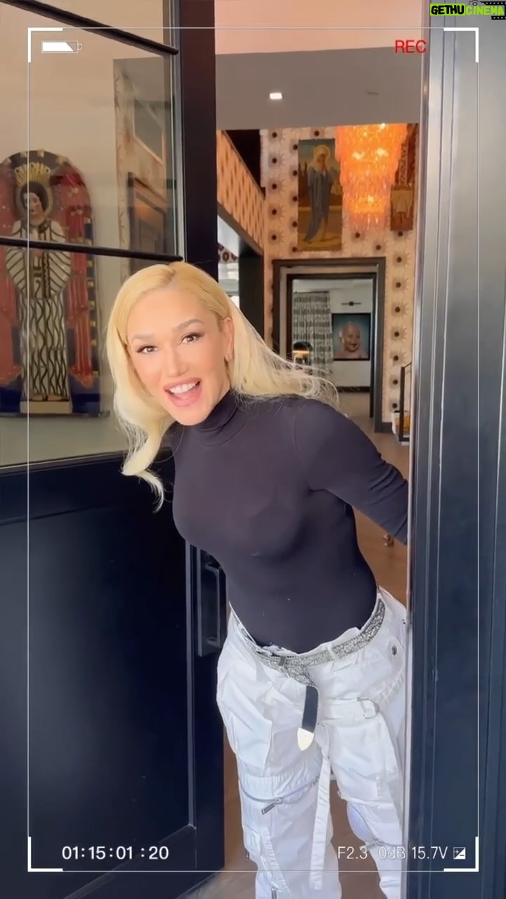 Gwen Stefani Instagram - Another day, another Love Angel Makeup Baby slay π Watch Gwen as she gives Jenny Stefani a GXVE-worthy makeover π€ Who do you hope gets glammed next? π #gwenstefani #gxvebeauty #celebritymua