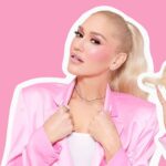 Gwen Stefani Instagram - FEELIN' CHEEKY is almost here 👀 Get early access to our multi-dimensional and monochromatic blush duos available in 6 crush-worthy shades TOMORROW with the @sephora app 😘💗 #blushdups #powderblush #highperformancemakeup #cleanatsephora