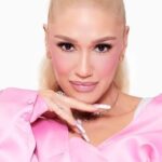 Gwen Stefani Instagram - It’s time to amp up your cheek game 👊 Introducing Feelin’ Cheeky our NEW high-performance bold and vivid blush duos. 💗 Early access through the @sephora app 07.17 💗 Online @sephora #sephoraatkohls and on gxvebeauty.com 07.18 💗 In store @sephora 07.20 #newbeautylaunch #blushduos #highperformancemakeup #buildableblush