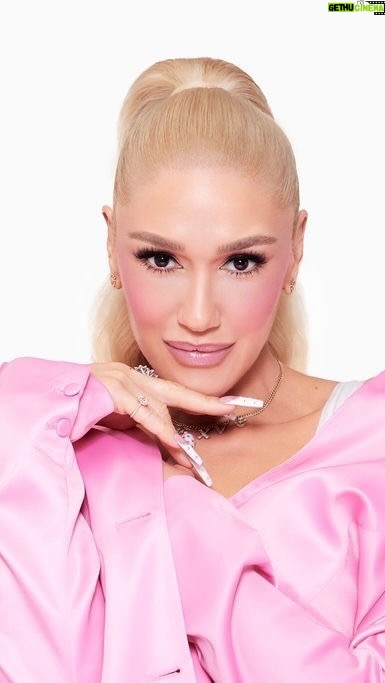 Gwen Stefani Instagram - Itβs time to amp up your cheek game π Introducing Feelinβ Cheeky our NEW high-performance bold and vivid blush duos. π Early access through the @sephora app 07.17 π Online @sephora #sephoraatkohls and on gxvebeauty.com 07.18 π In store @sephora 07.20 #newbeautylaunch #blushduos #highperformancemakeup #buildableblush