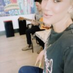 Gwen Stefani Instagram - 🎶🥰